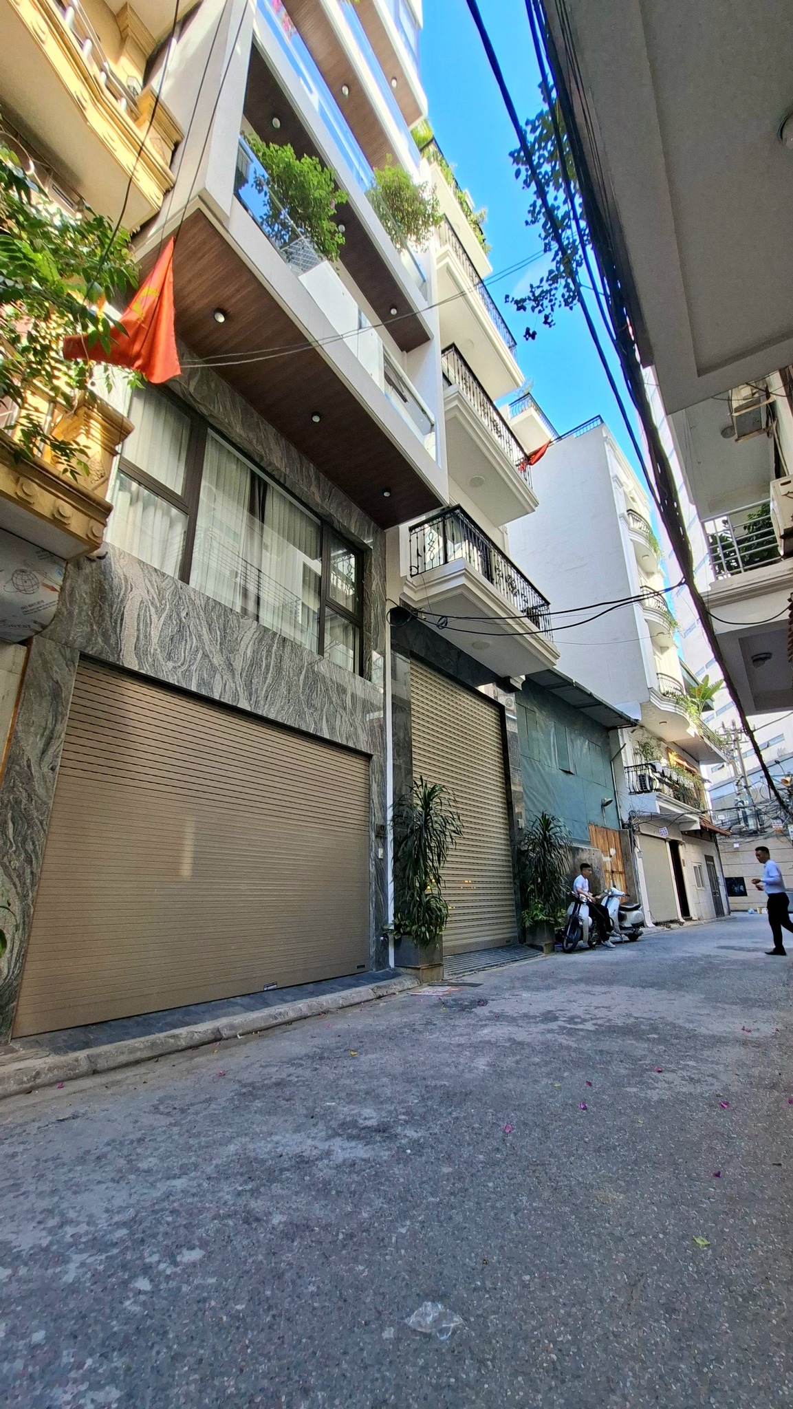 Bán Nhà Nguyễn Văn Cừ, Long Biên 45m2, 7T, giá 14,5 tỷ (gara ô tô, thang máy)